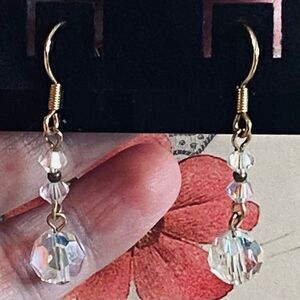 Elegant Teared Crystal Drop Earrings Dangle Style